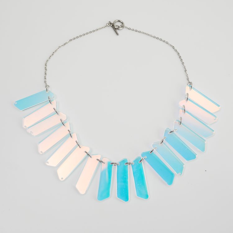 Statement small necklace